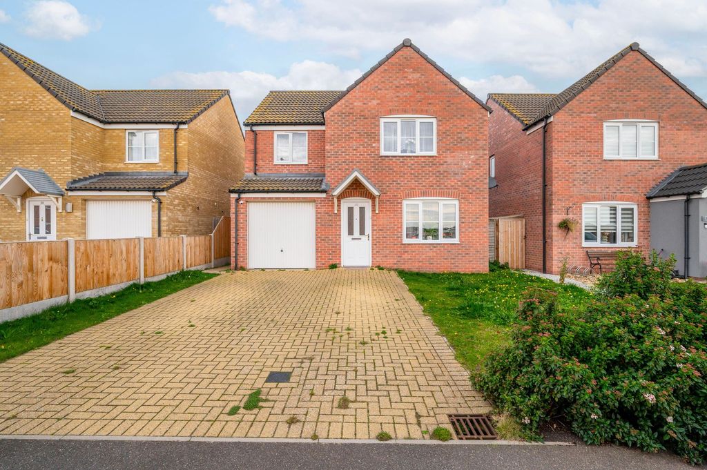 Property photo 1 of 21