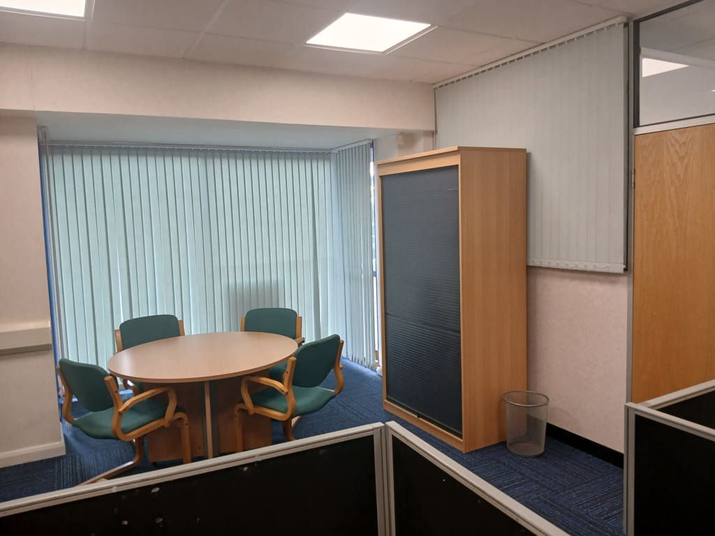 Property photo 3 of 10 Photo 16