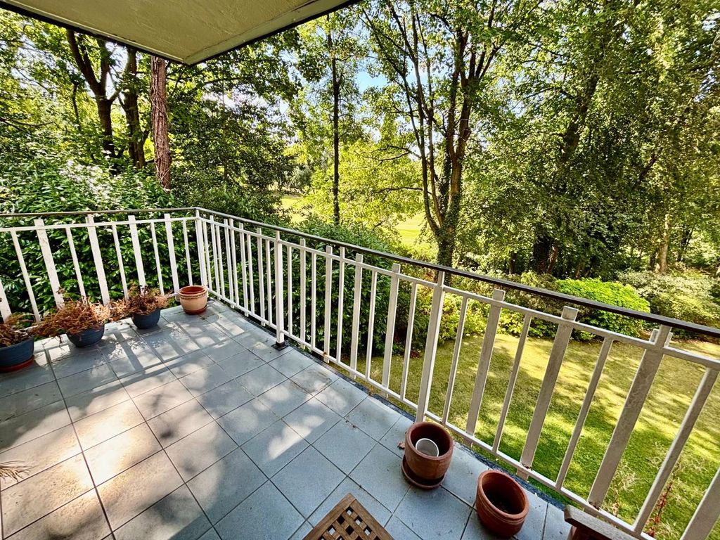 Property photo 2 of 23