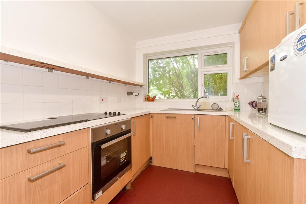Property photo 3 of 14 Kitchen