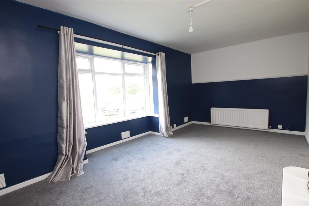 Property photo 3 of 8 Img_8383.Jpg