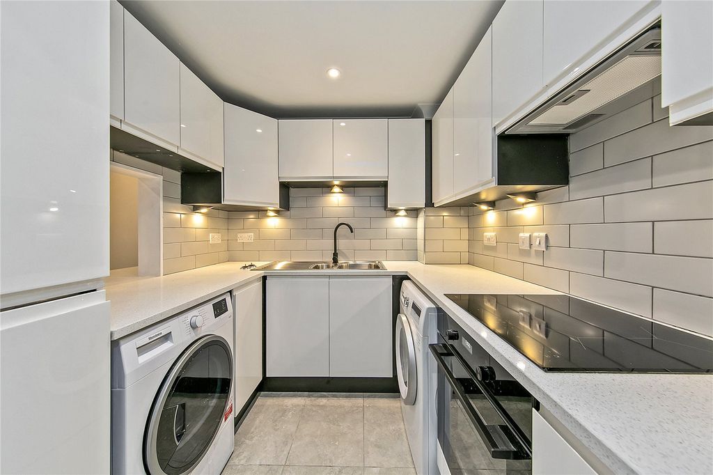 Property photo 3 of 13 Picture No. 07