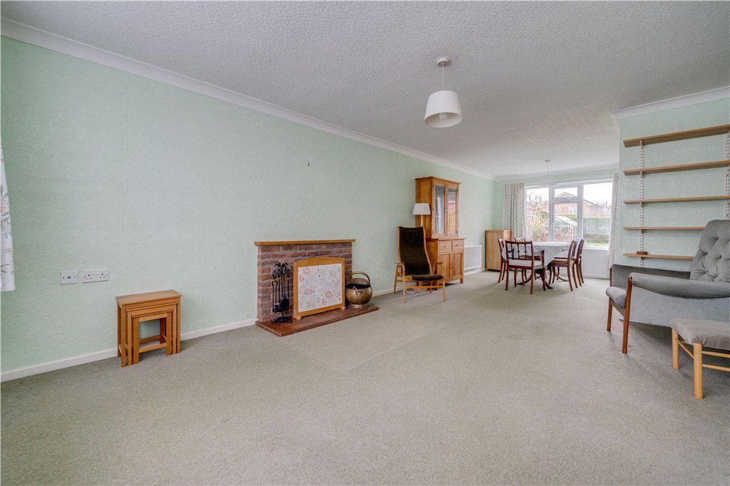 Property photo 3 of 20 Sitting Room