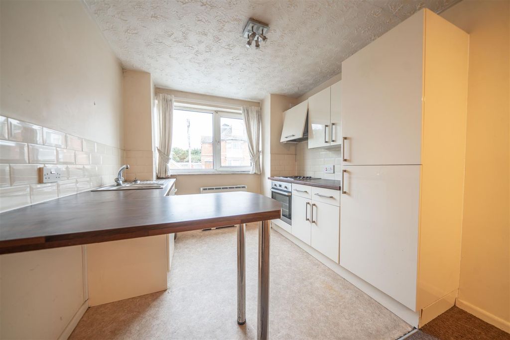 Property photo 2 of 8 K1.Jpg