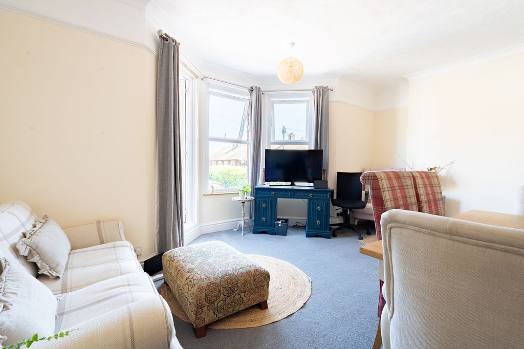 Property photo 2 of 29