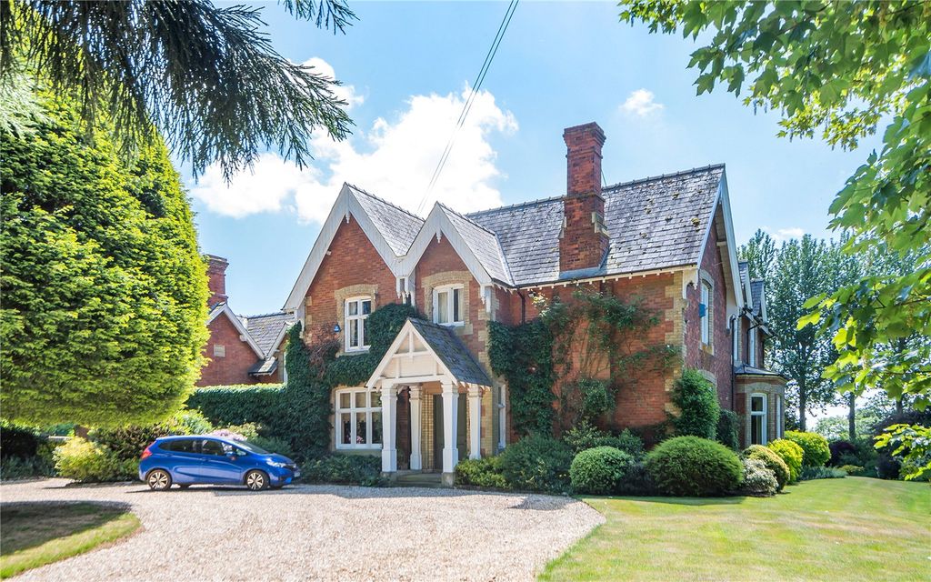 Property photo 1 of 20 Front