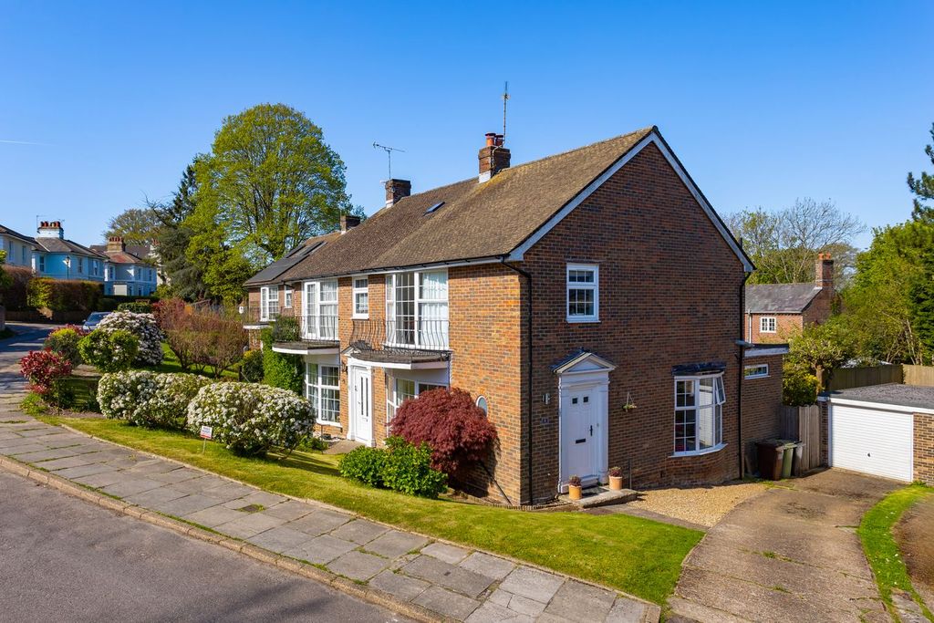 Property photo 1 of 30