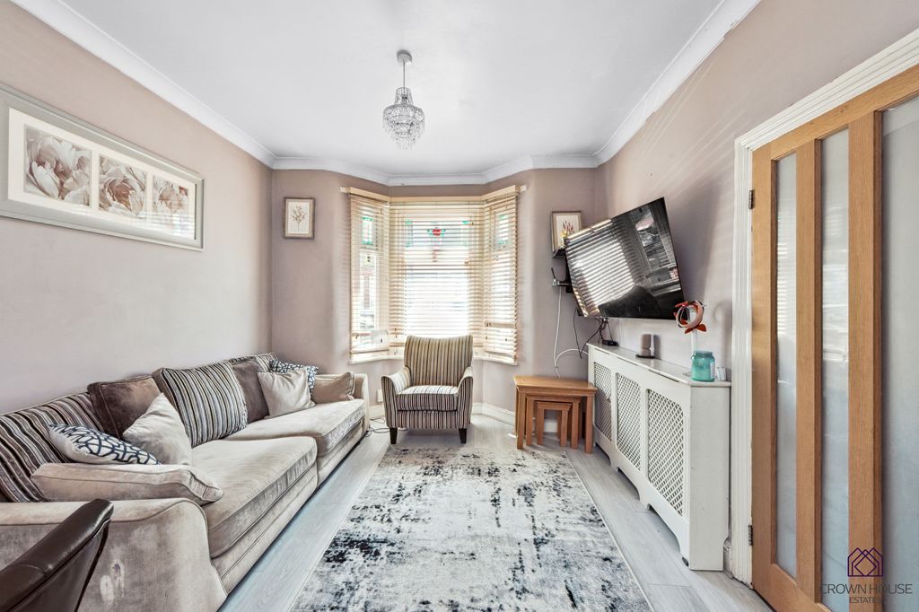Property photo 3 of 13