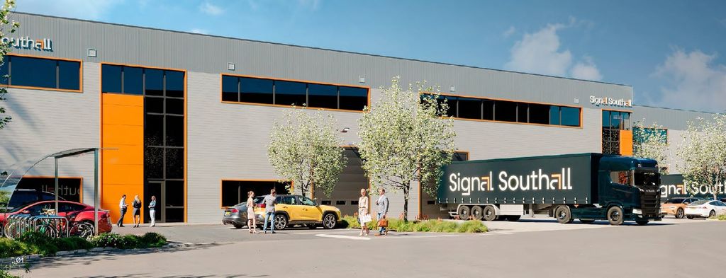 Property photo 2 of 2 Signal Southall