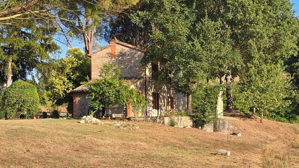 Property photo 1 of 47 Private Stone Farmhouse