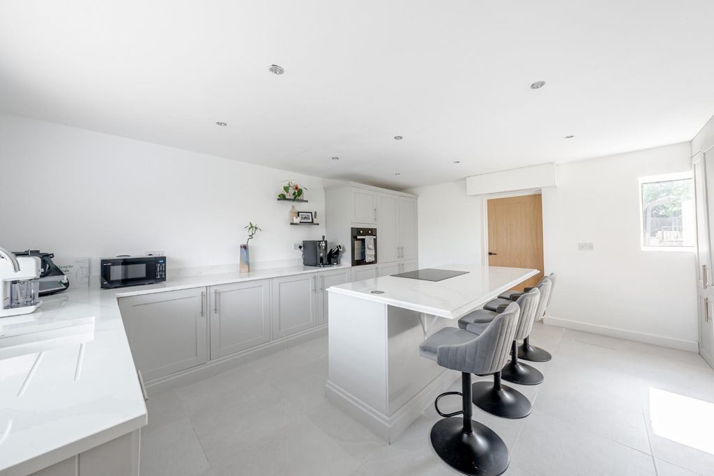 Property photo 3 of 14 Dsc00348-Hdr.Jpg