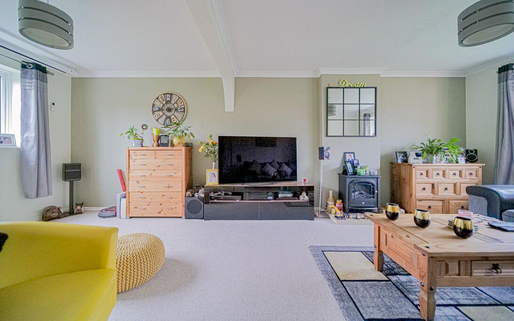 Property photo 2 of 15 P1065453.Jpg