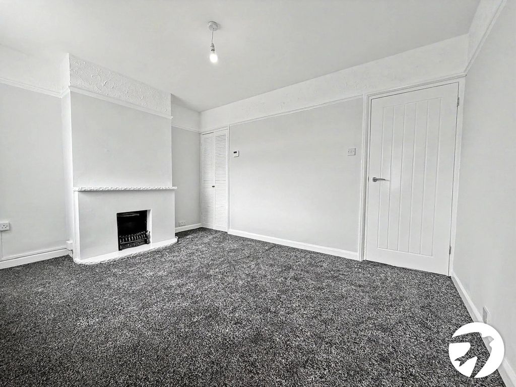 Property photo 2 of 12 Picture No. 07