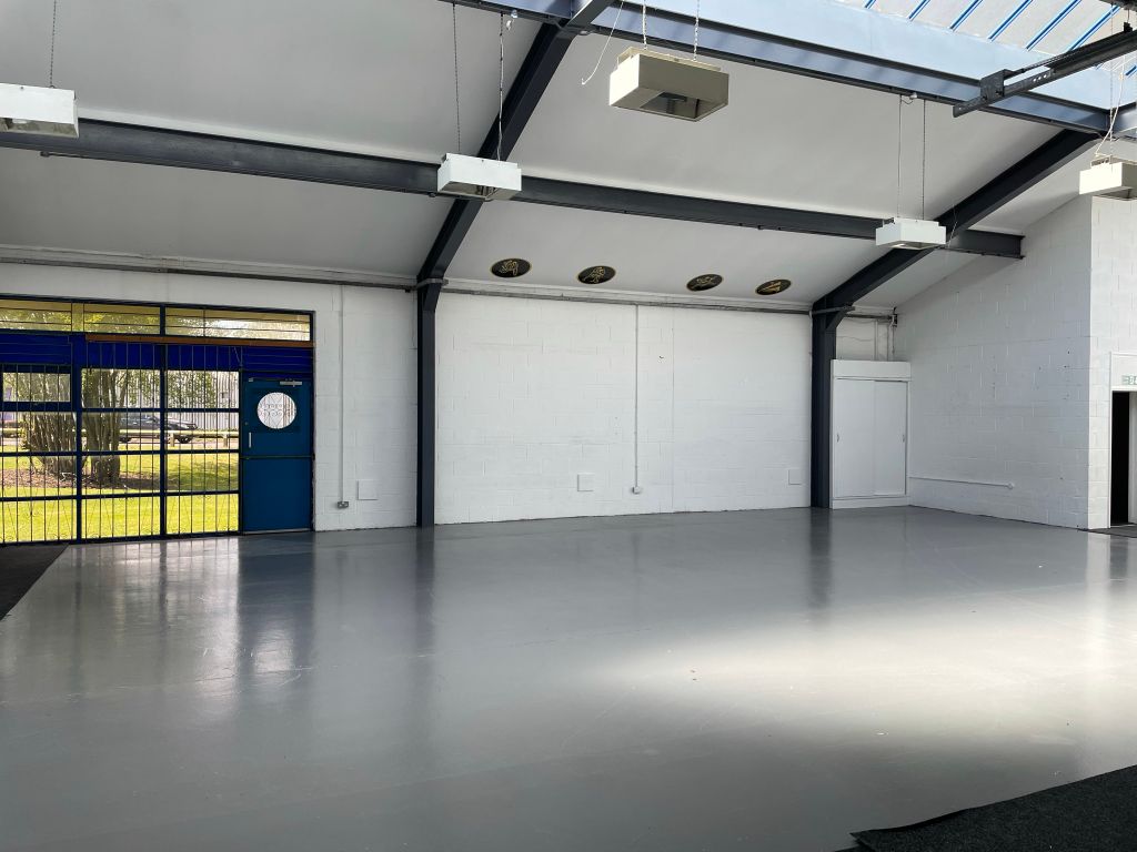 Property photo 1 of 3