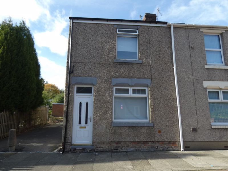 Property photo 1 of 8 Front