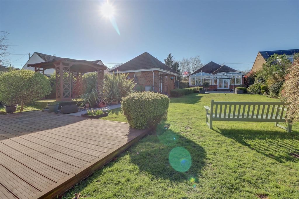 Property photo 1 of 22 Bellview Downham-21.Jpg