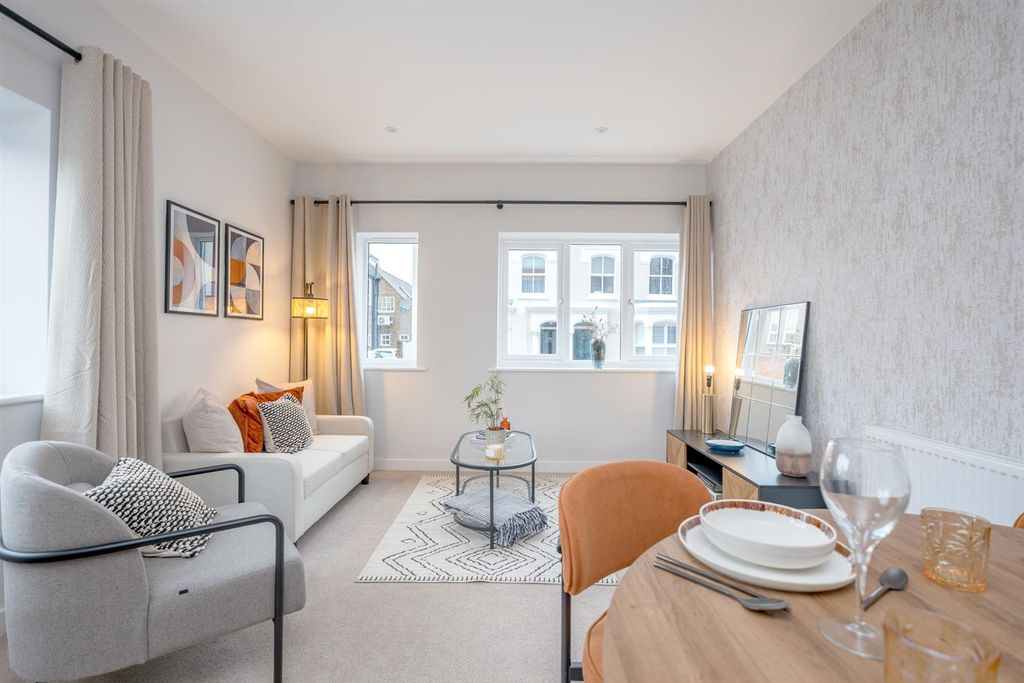 Property photo 1 of 14 22.Jpg