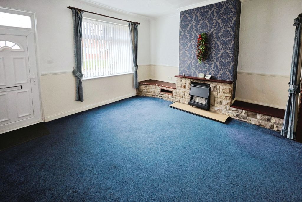 Property photo 2 of 9 Pbox-Img.Jpg