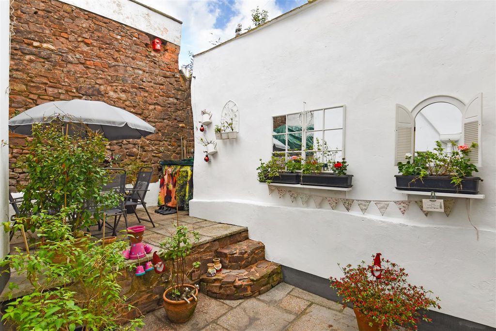 Property photo 3 of 28 Ph1_6521036.Jpg