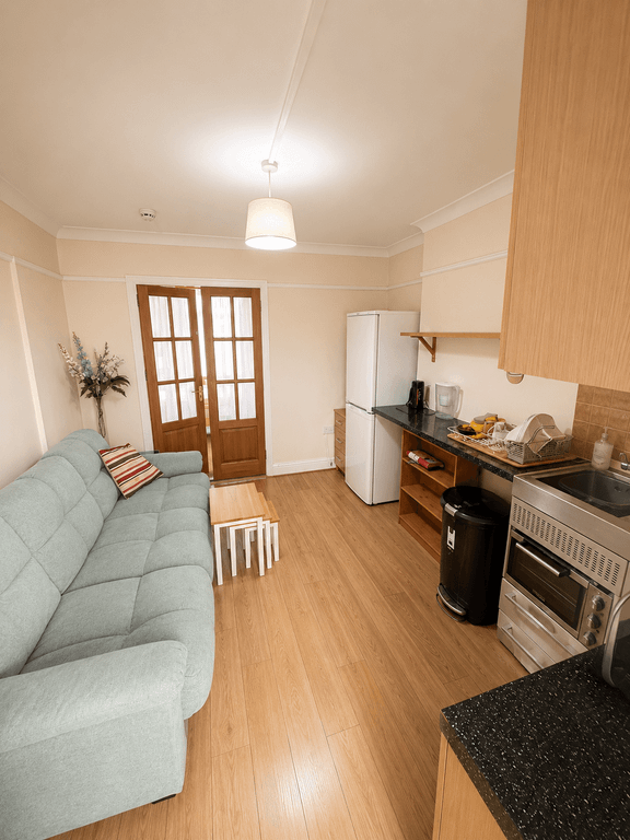 Property photo 3 of 14 Gallery