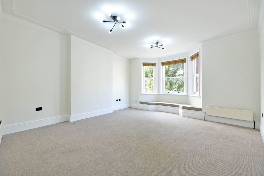 Property photo 3 of 20 Picture No. 42