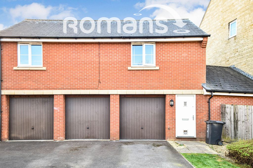 Property photo 1 of 8 1