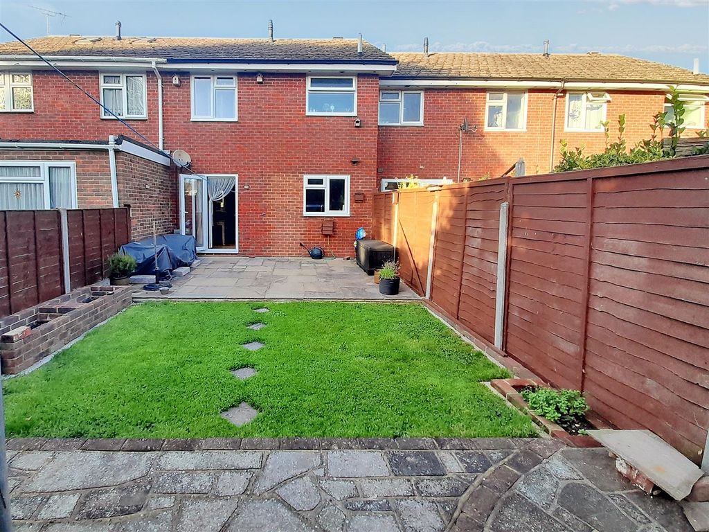 Property photo 3 of 12 Rear Garden 1 New.Jpg