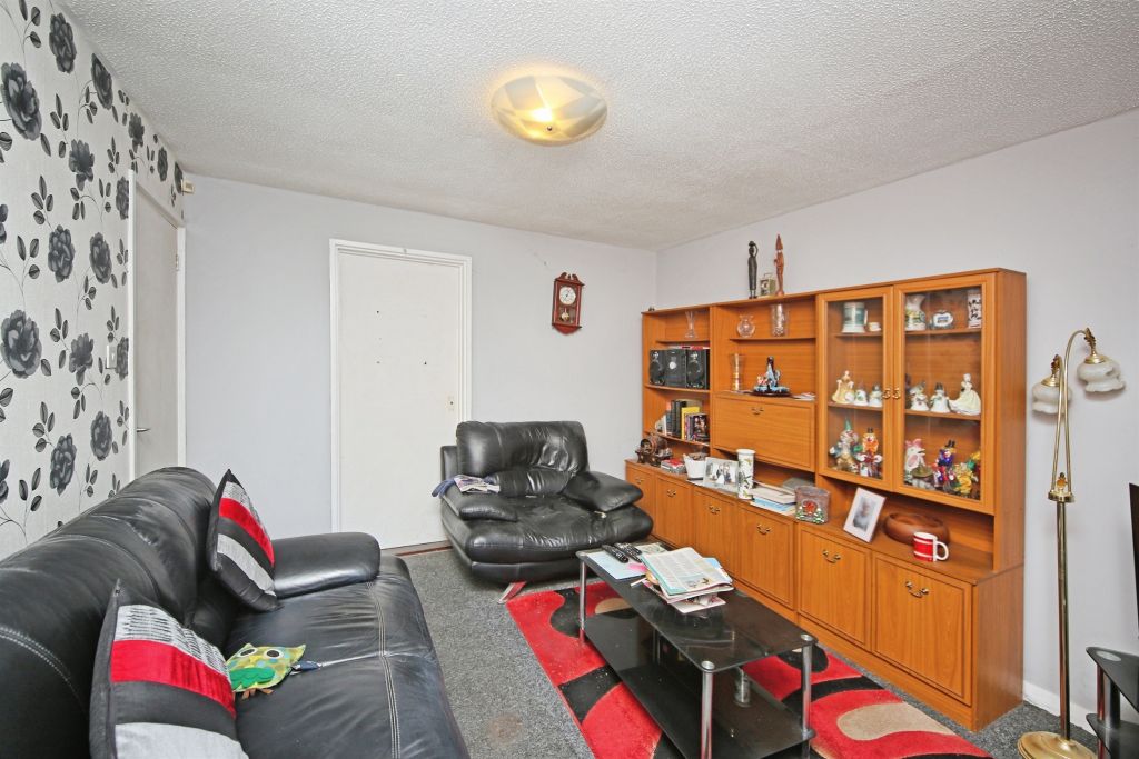 Property photo 3 of 16