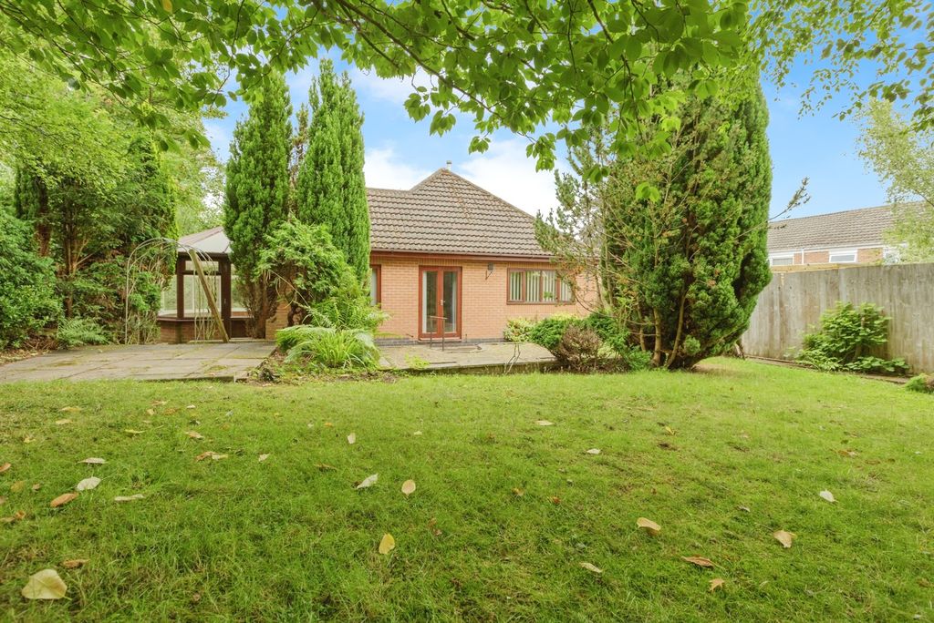 Property photo 3 of 17 Photo