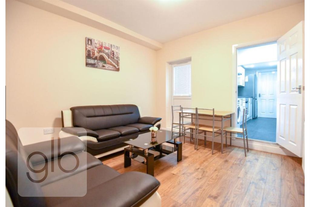 Property photo 3 of 11 3.Png