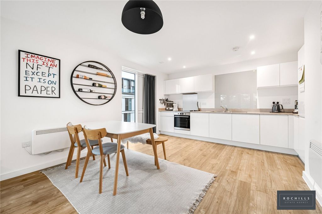 Property photo 1 of 21 Picture No. 06