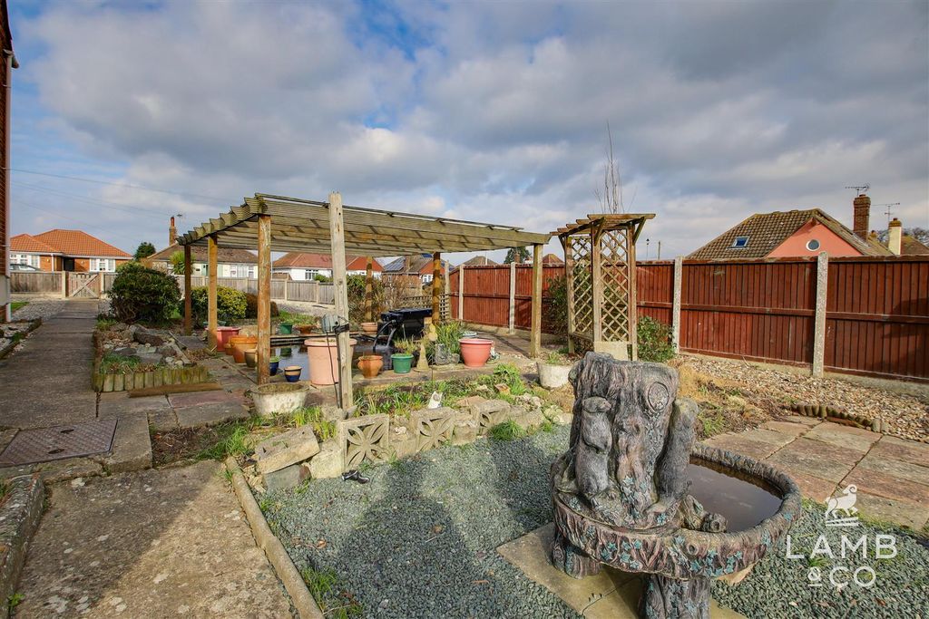 Additional image 23 of 3 bed semi-detached house for saleWalton Road, Frinton-On-Sea CO13