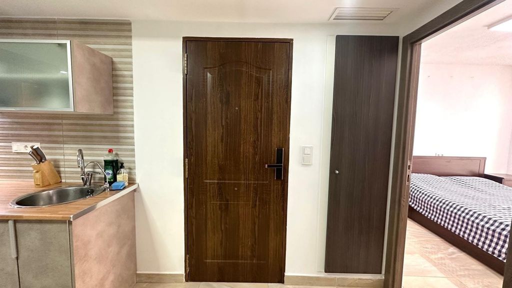 Property photo 2 of 50