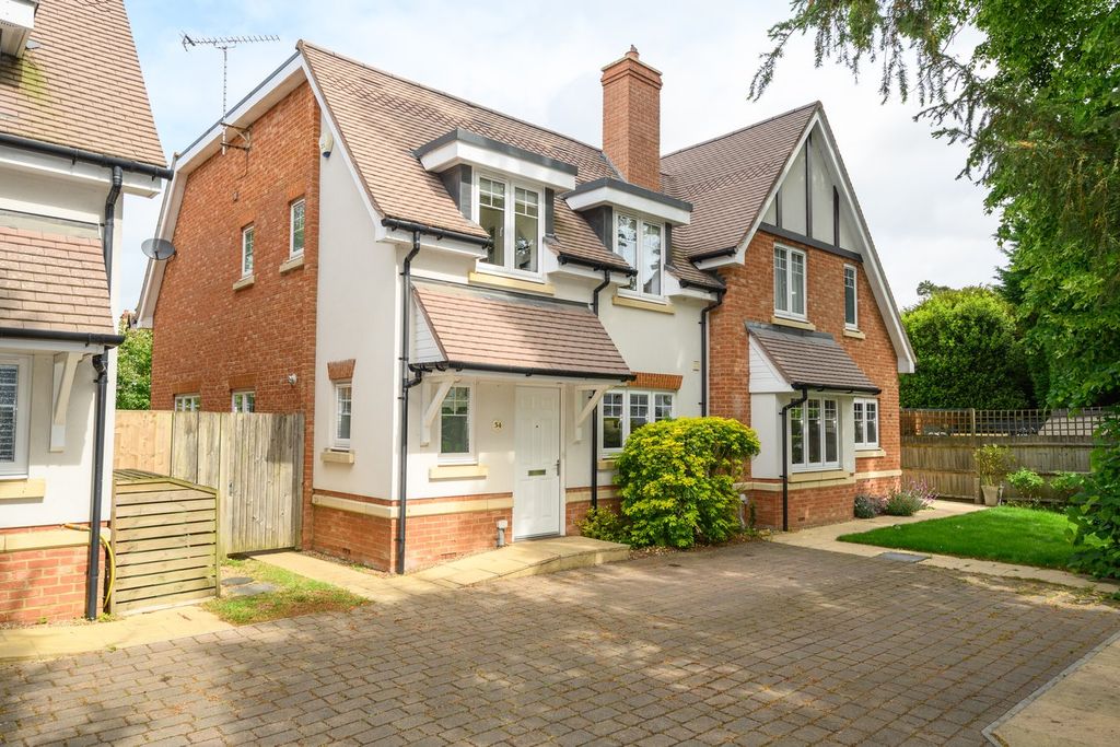 Property photo 1 of 18