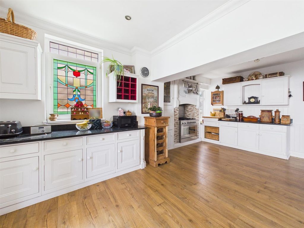Additional image 12 of 5 bed detached house for saleWest Drive, Porthcawl CF36