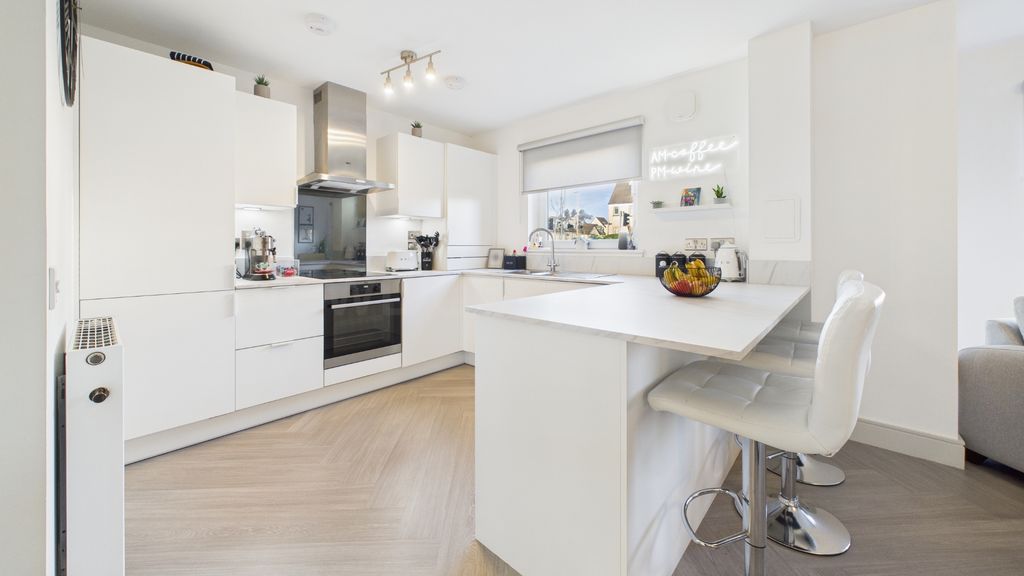 Property photo 3 of 15 Photo 1