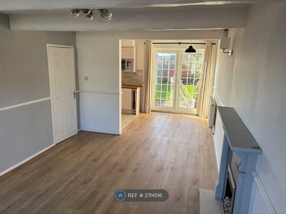 Property photo 3 of 26