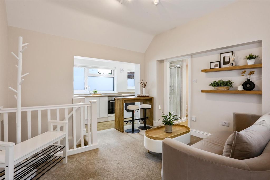 Property photo 1 of 26 1512101255 - F10 - 19.Jpg