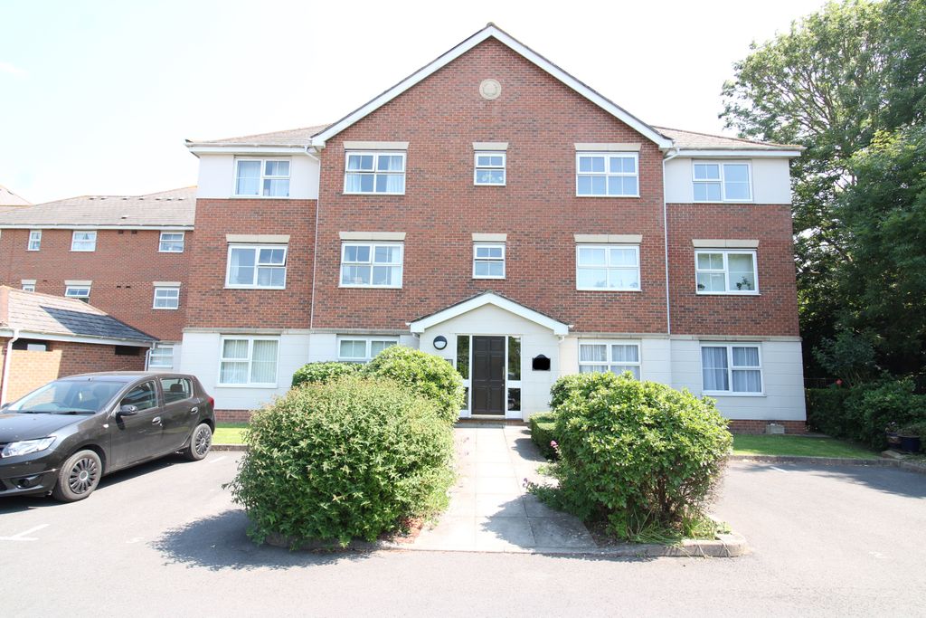 Property photo 1 of 7 External