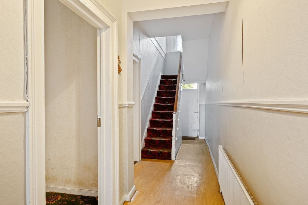 Property photo 2 of 25 Picture No. 03