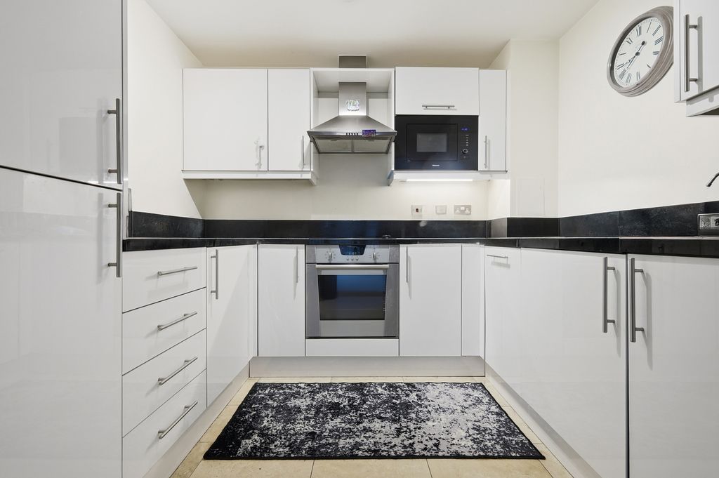 Property photo 3 of 12 Photo 3