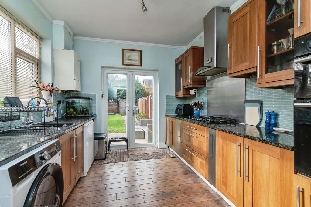 Property photo 3 of 16 Pbox-Img.Jpg