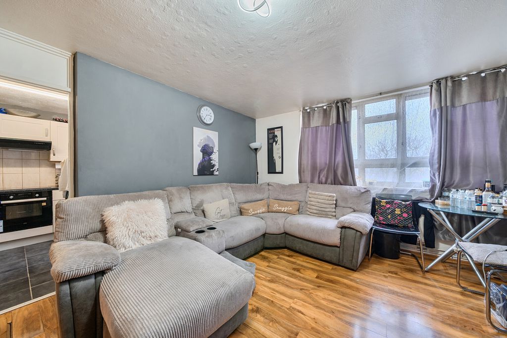 Property photo 2 of 17 Reception Room