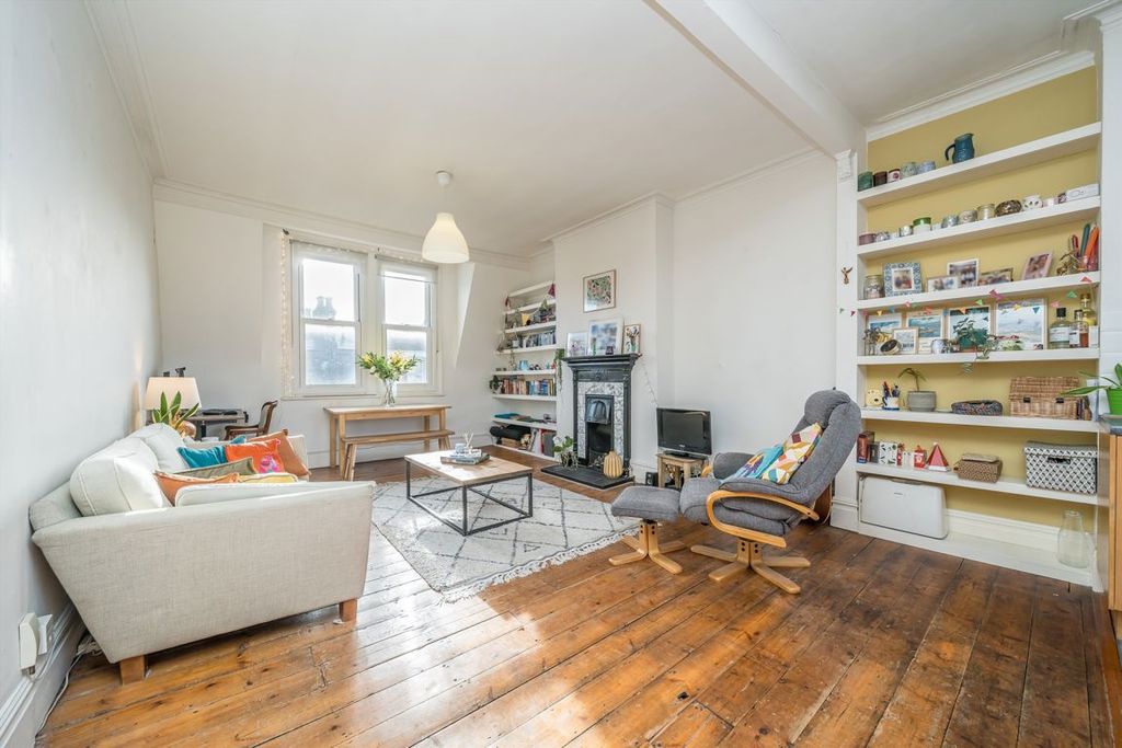 Property photo 2 of 4