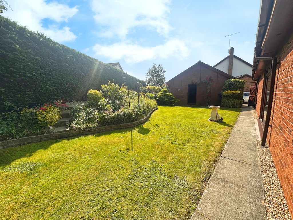Property photo 3 of 20 Picture No. 01