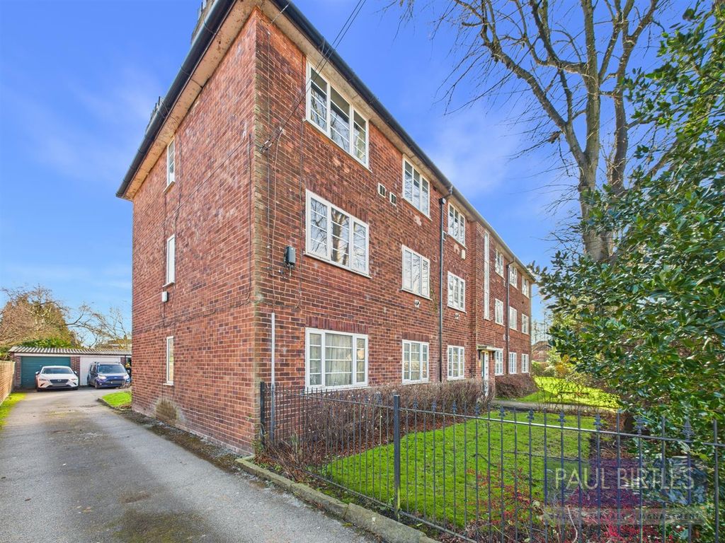 Property photo 1 of 18 Cam01301G0-Pr0716-Still031.Jpg