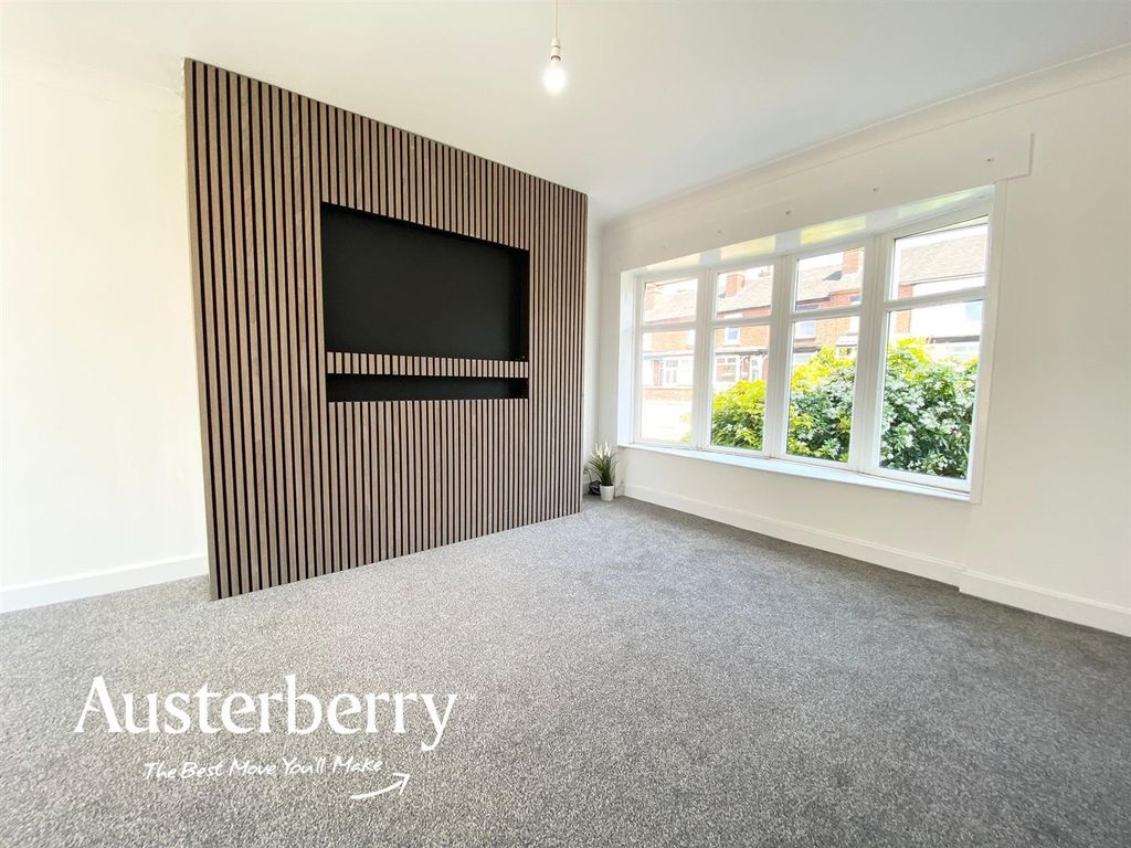 Property photo 3 of 16 230 Whieldon7.Jpg