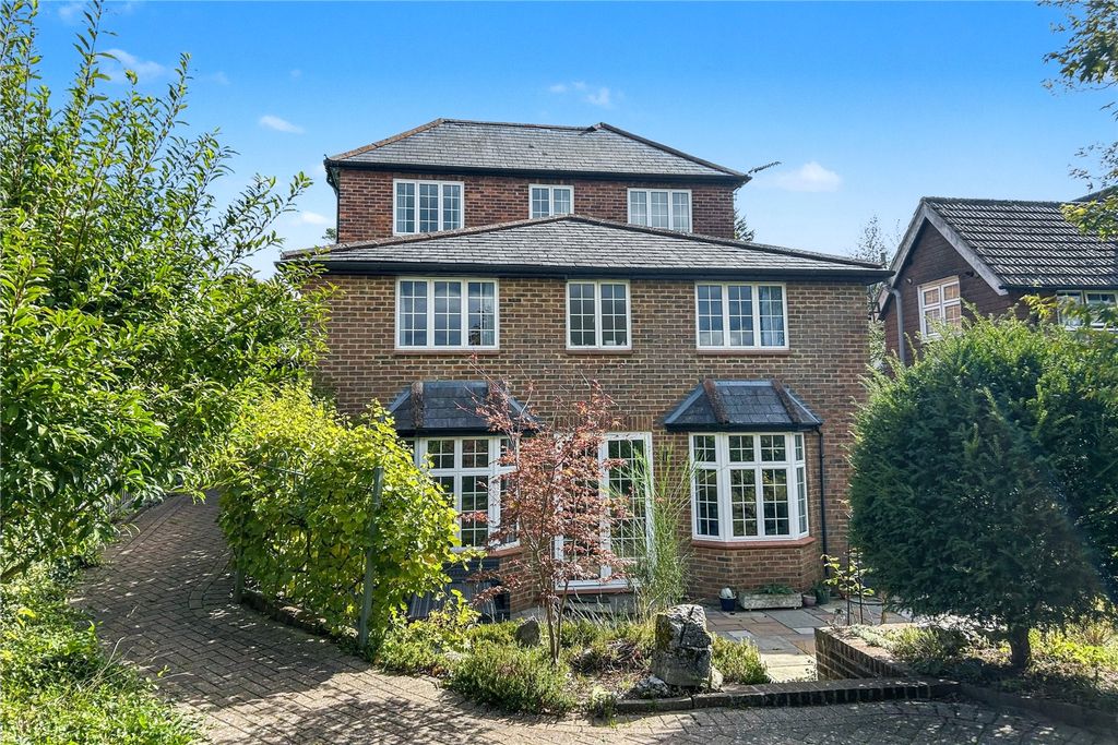 Property photo 1 of 27 Picture No. 79