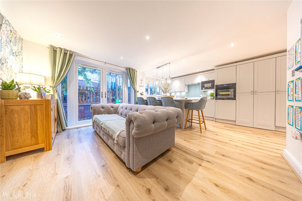 Property photo 2 of 30 Picture No. 22