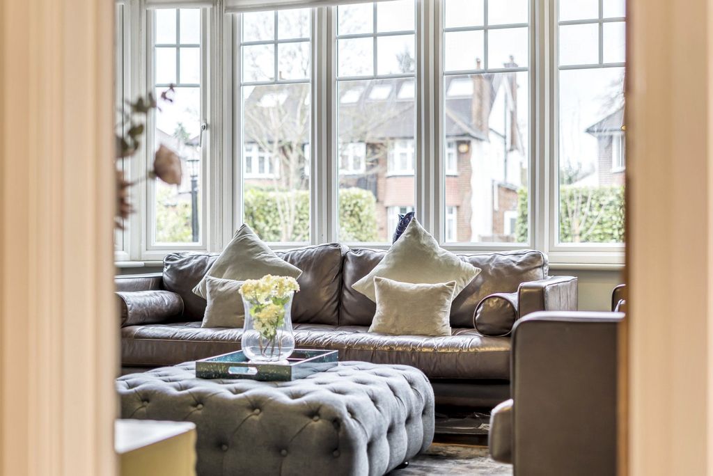 Property photo 3 of 18 934352 (19).Jpg